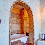 Hotel Ceran Stone House *