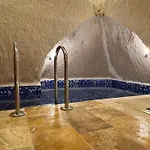 Ceran Stone House Hotel *