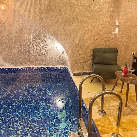 Ceran Stone House Hotel