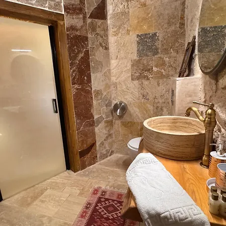 Ceran Stone House Hotel